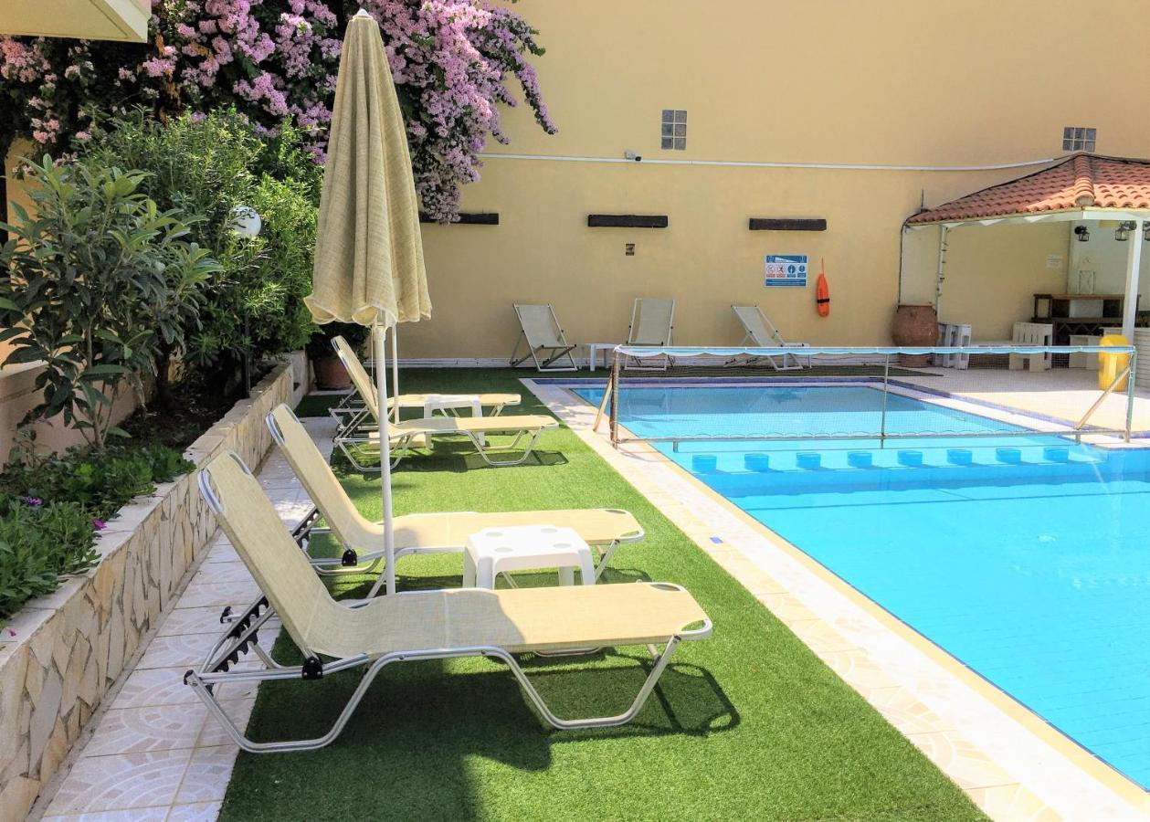Evdokia Αpartments & Dimitra Village Agia Marina  Екстер'єр фото