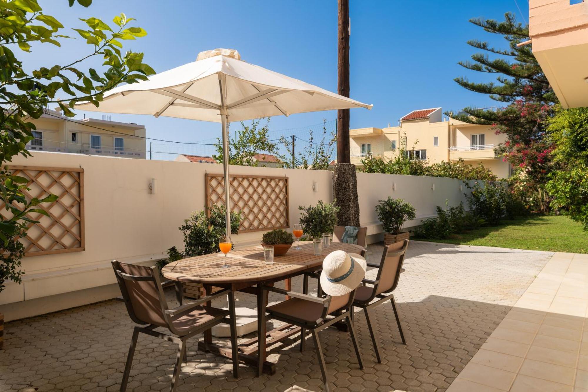 Evdokia Αpartments & Dimitra Village Agia Marina  Екстер'єр фото